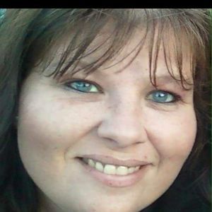 Meet your Posher, Leigh